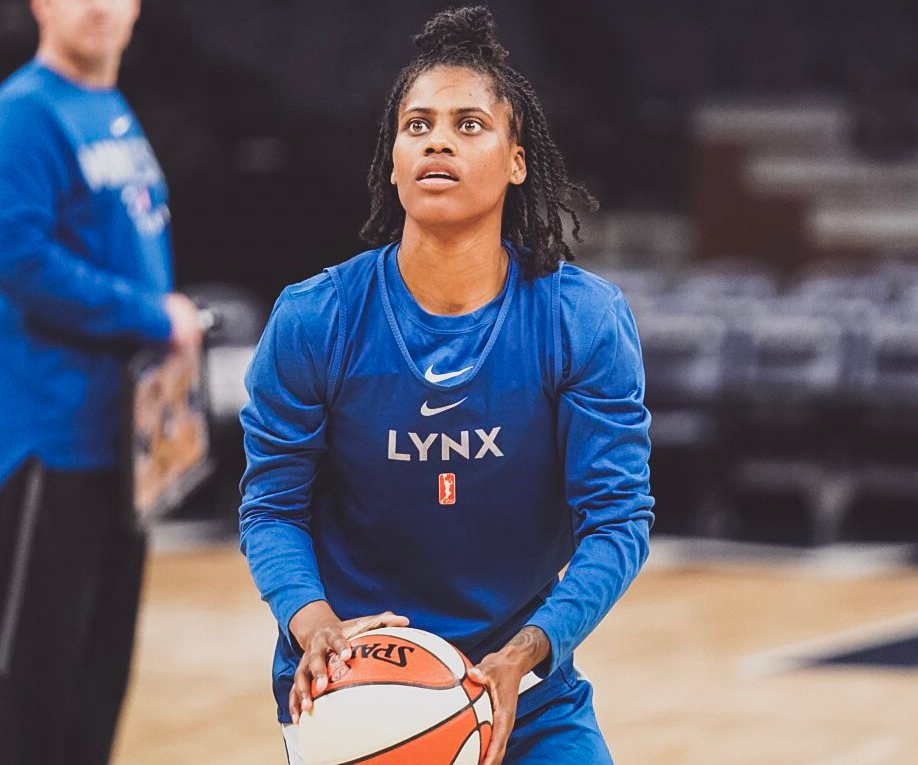 Shootaround Report | Catching Up With Kenisha Bell And Asia Taylor